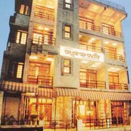 Hotel Radhe Continental ナイニタール エクステリア 写真