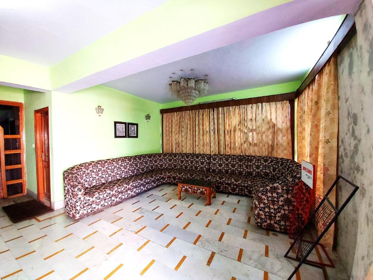 Hotel Radhe Continental ナイニタール エクステリア 写真